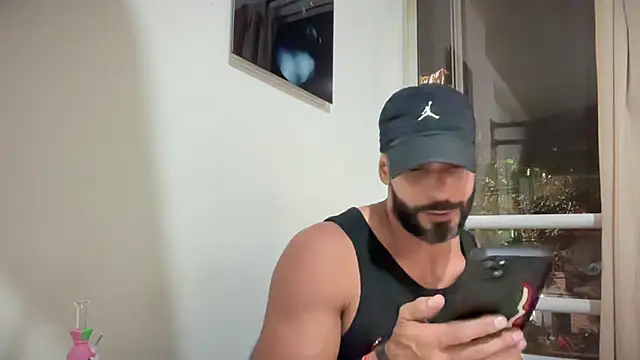 romeolovedark online show from February 3, 12:31 am