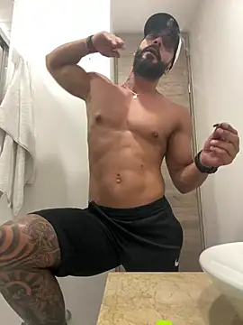 romeolovedark online show from April 22, 6:53 pm