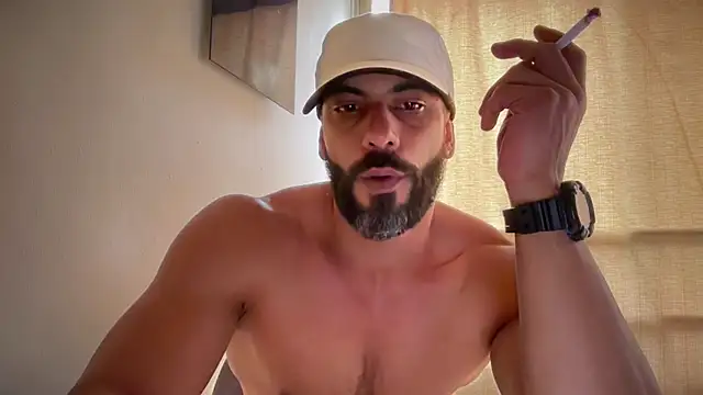 romeolovedark online show from May 29, 1:09 pm