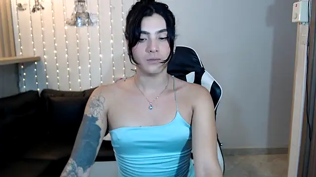 Snapshot of ximena22love chatting on September 20, 10:00 pm ximena22love online show from September 20, 10:00 pm