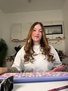 IvyHoney online show from October 16, 8:04 am