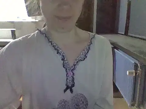 Snapshot of Moi_Lina chatting on January 16, 11:59 pm Moi Lina online show from January 16, 11:59 pm