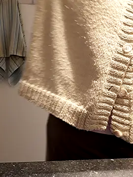 Snapshot of Moi_Lina chatting on November 8, 12:16 pm Moi Lina online show from November 8, 12:16 pm