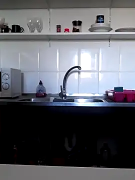 Moi Lina online show from December 5, 12:36 pm