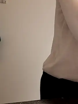 Moi Lina online show from December 22, 2:14 pm