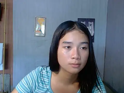 Snapshot of ShinningEthene chatting on June 14, 5:09 am ShinningEthene online show from June 14, 5:09 am