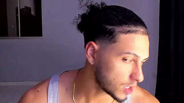 Kris Khalifa69 online show from March 6, 11:56 pm