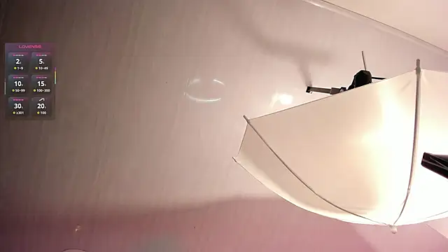 Snapshot of Amaraa_Lewis chatting on September 19, 12:17 pm Amaraa Lewis online show from September 19, 12:17 pm