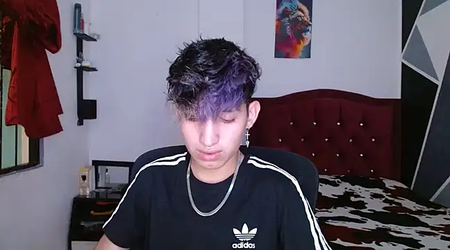 littlextreme online show from December 3, 3:09 am