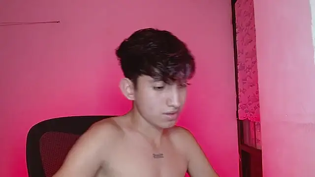 littlextreme online show from February 28, 9:04 am