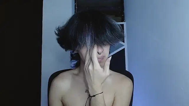 littlextreme online show from March 24, 4:39 am