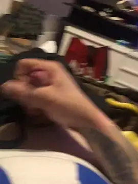 Hugetings online show from February 9, 5:19 am