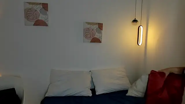 EmilySumer online show from February 14, 3:25 am