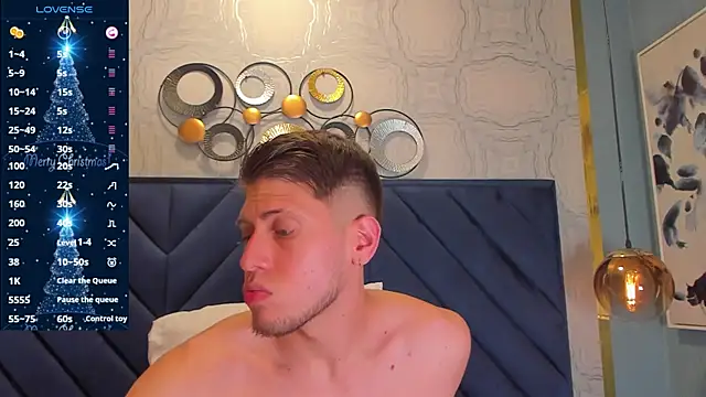 Snapshot of SebastianMaximoff chatting on December 27, 5:48 pm SebastianMaximoff online show from December 27, 5:48 pm