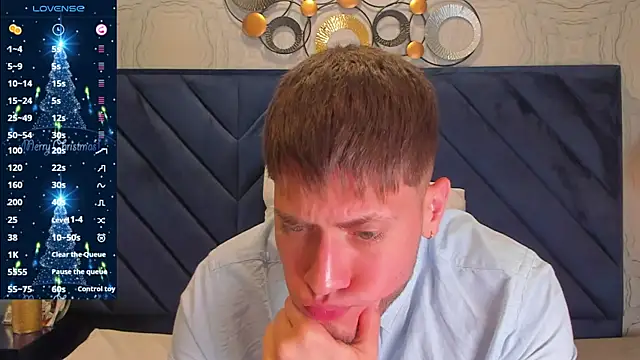 Snapshot of SebastianMaximoff chatting on January 3, 3:12 pm SebastianMaximoff online show from January 3, 3:12 pm