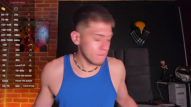 Snapshot of SebastianMaximoff chatting on February 3, 12:36 pm SebastianMaximoff online show from February 3, 12:36 pm