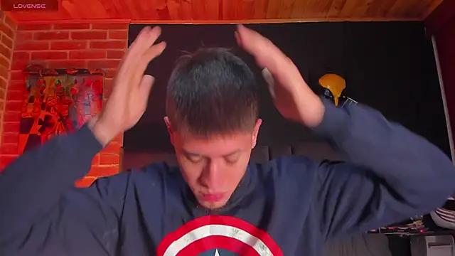 Snapshot of SebastianMaximoff chatting on February 10, 12:08 pm SebastianMaximoff online show from February 10, 12:08 pm