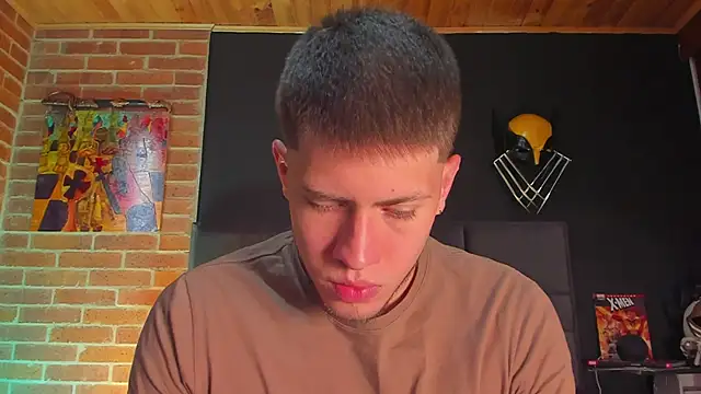 Snapshot of SebastianMaximoff chatting on March 7, 2:23 pm SebastianMaximoff online show from March 7, 2:23 pm