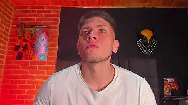 Snapshot of SebastianMaximoff chatting on March 9, 1:26 pm SebastianMaximoff online show from March 9, 1:26 pm