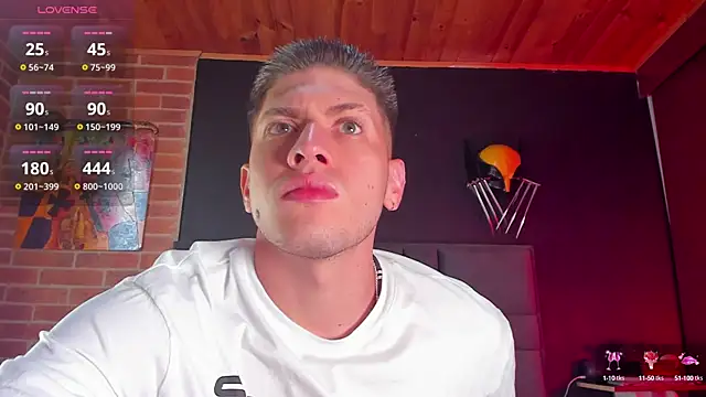 Snapshot of SebastianMaximoff chatting on March 18, 1:20 pm SebastianMaximoff online show from March 18, 1:20 pm