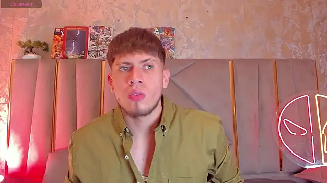 Snapshot of SebastianMaximoff chatting on September 20, 7:26 pm SebastianMaximoff online show from September 20, 7:26 pm