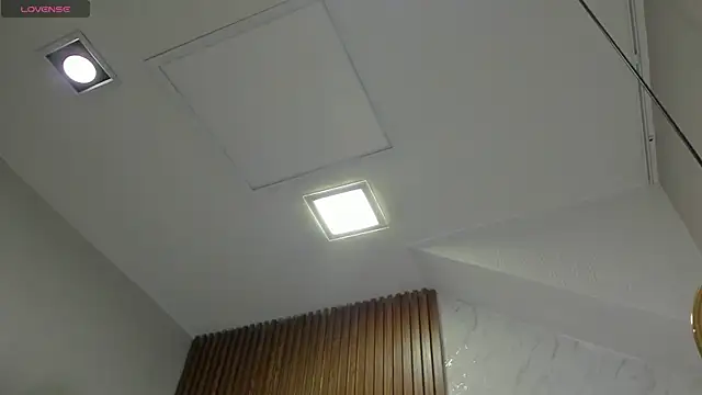 Snapshot of SebastianMaximoff chatting on October 14, 7:36 pm SebastianMaximoff online show from October 14, 7:36 pm