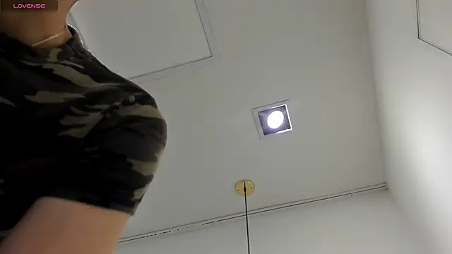 Snapshot of SebastianMaximoff chatting on November 7, 6:08 pm SebastianMaximoff online show from November 7, 6:08 pm