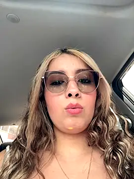 Snapshot of ValeriaHot69 chatting on October 25, 5:08 pm ValeriaHot69 online show from October 25, 5:08 pm