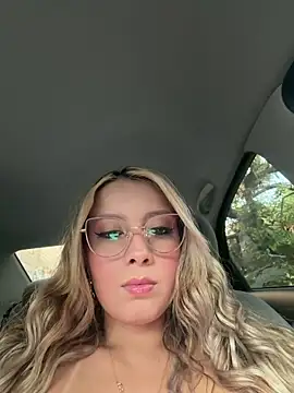 ValeriaHot69 online show from March 17, 12:08 pm