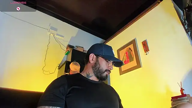 CamiloGray  online show from November 28, 3:47 pm