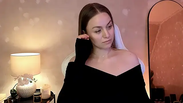 MilaFleur online show from October 4, 2:26 pm