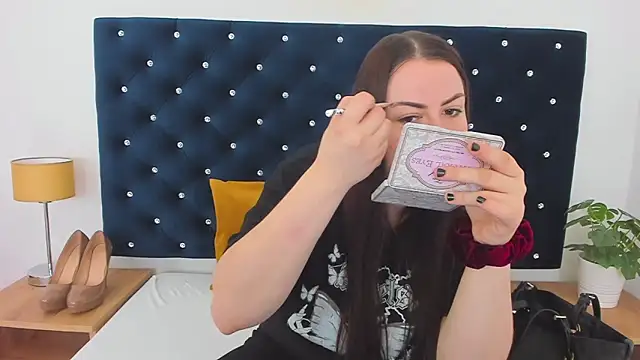 EvaLick online show from February 12, 6:19 am