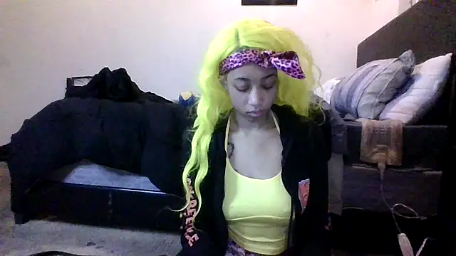 Snapshot of sexybribri@xh chatting on January 17, 6:47 am sexybribrixh online show from January 17, 6:47 am