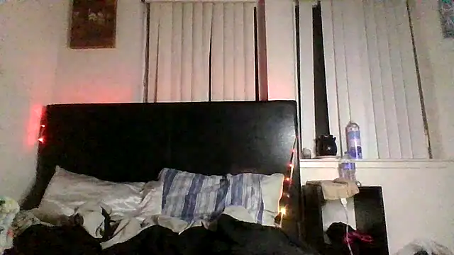 Snapshot of sexybribri@xh chatting on January 19, 5:05 am sexybribrixh online show from January 19, 5:05 am