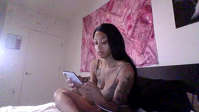 Snapshot of sexybribri@xh chatting on October 8, 2:31 am sexybribrixh online show from October 8, 2:31 am