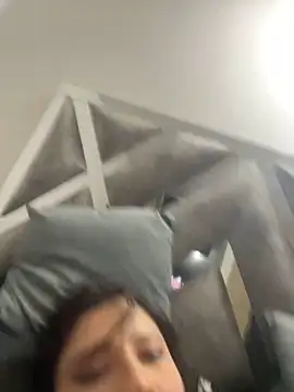 Snapshot of cutesarah_ chatting on January 16, 3:45 am cutesarah  online show from January 16, 3:45 am