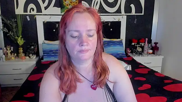 SinFulTitsDD online show from February 5, 10:01 pm