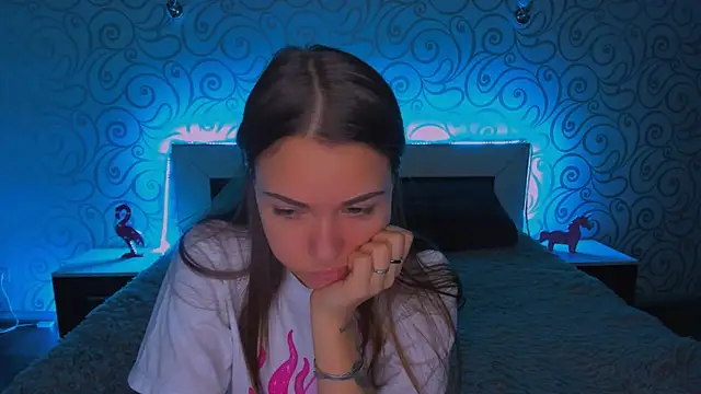 Snapshot of AlexaBarkley chatting on December 3, 6:26 am AlexaBarkley online show from December 3, 6:26 am