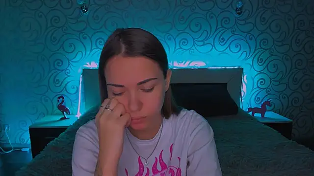 Snapshot of AlexaBarkley chatting on December 11, 7:42 am AlexaBarkley online show from December 11, 7:42 am