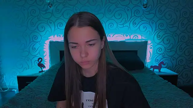 Snapshot of AlexaBarkley chatting on December 20, 6:19 am AlexaBarkley online show from December 20, 6:19 am