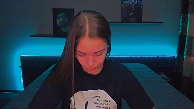 Snapshot of AlexaBarkley chatting on December 27, 3:09 am AlexaBarkley online show from December 27, 3:09 am