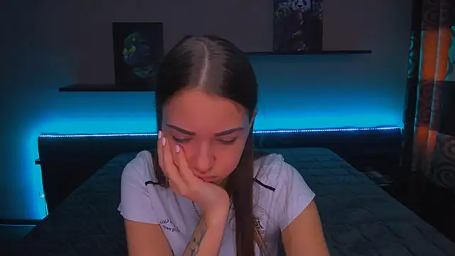 Snapshot of AlexaBarkley chatting on January 28, 6:16 am AlexaBarkley online show from January 28, 6:16 am