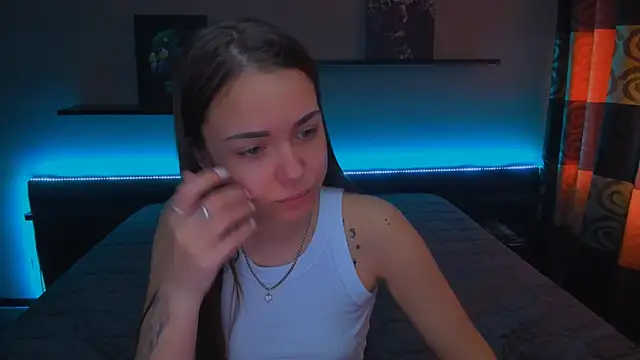 Snapshot of AlexaBarkley chatting on January 30, 3:22 am AlexaBarkley online show from January 30, 3:22 am