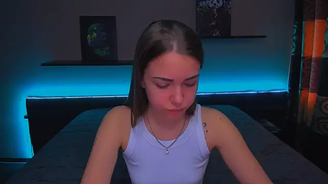 Snapshot of AlexaBarkley chatting on February 3, 3:20 am AlexaBarkley online show from February 3, 3:20 am