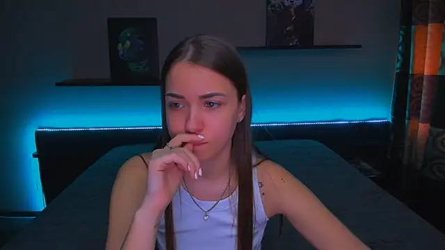 Snapshot of AlexaBarkley chatting on February 3, 6:56 am AlexaBarkley online show from February 3, 6:56 am