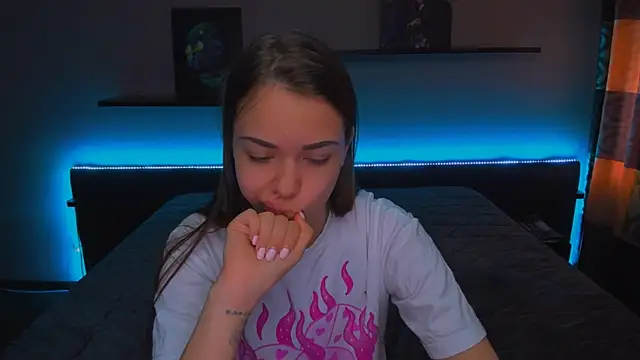 Snapshot of AlexaBarkley chatting on February 24, 6:16 am AlexaBarkley online show from February 24, 6:16 am