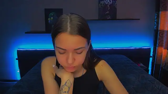 Snapshot of AlexaBarkley chatting on February 26, 6:26 am AlexaBarkley online show from February 26, 6:26 am