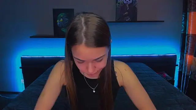 Snapshot of AlexaBarkley chatting on March 10, 3:23 am AlexaBarkley online show from March 10, 3:23 am