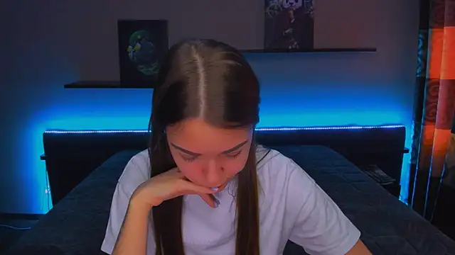 Snapshot of AlexaBarkley chatting on March 11, 6:21 am AlexaBarkley online show from March 11, 6:21 am