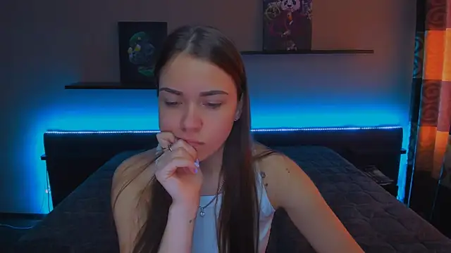 Snapshot of AlexaBarkley chatting on March 13, 3:11 am AlexaBarkley online show from March 13, 3:11 am